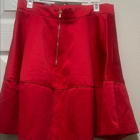H&M Vibrant Red A-Line Skirt - Picture 6 of 6